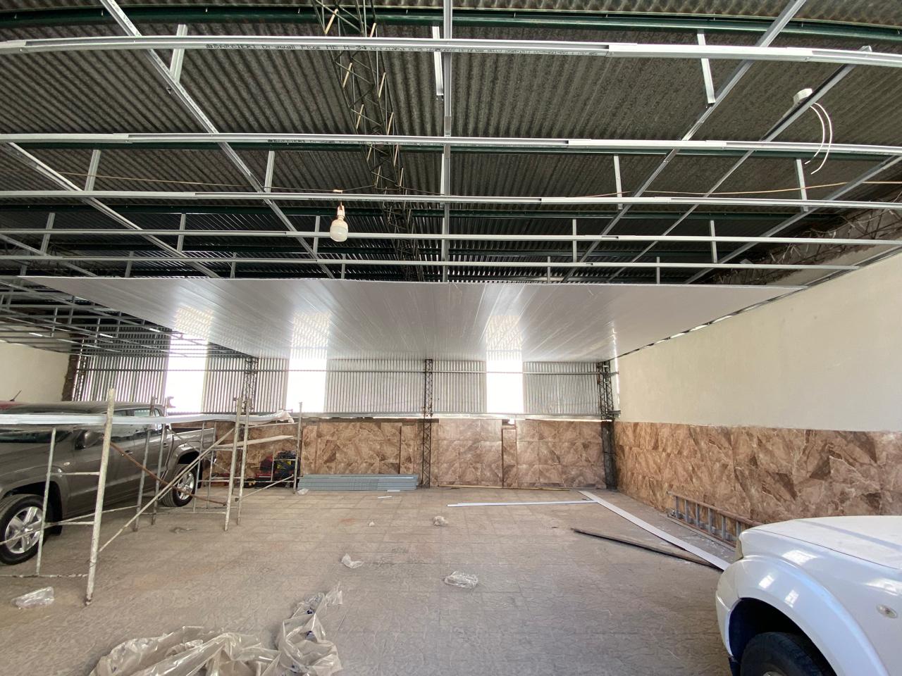 Tabique de durlock montado en un local comercial
